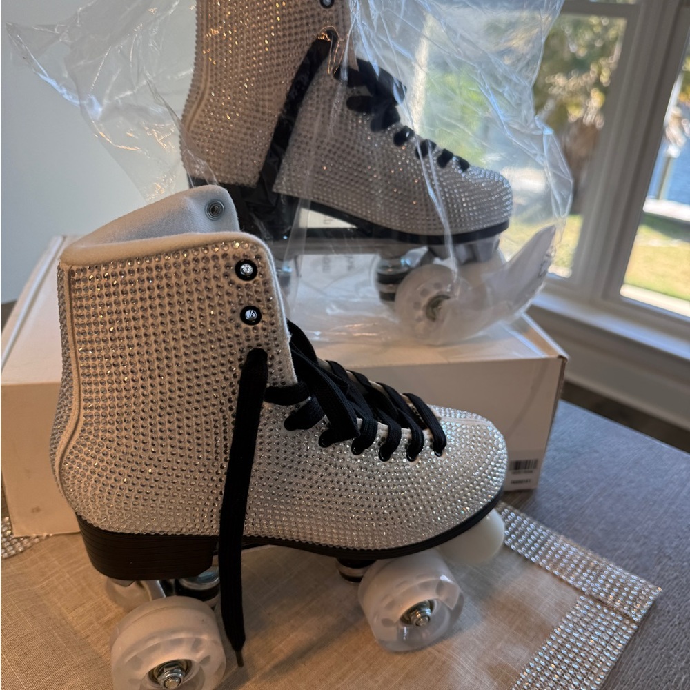 Sparkling Silver Kids Roller Skates